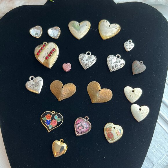 Vintage heart jewelry findings for craft projects - Picture 7 of 7